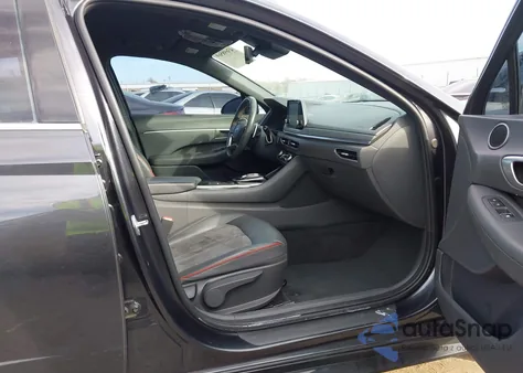 2021 Hyundai Sonata Sel Plus from USA, damaged, VIN 5NPEJ4J27MH063731